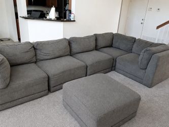 THOMASVILLE MODULAR SECTIONAL GREAT CONDITION DELIVERY AVAILABLE