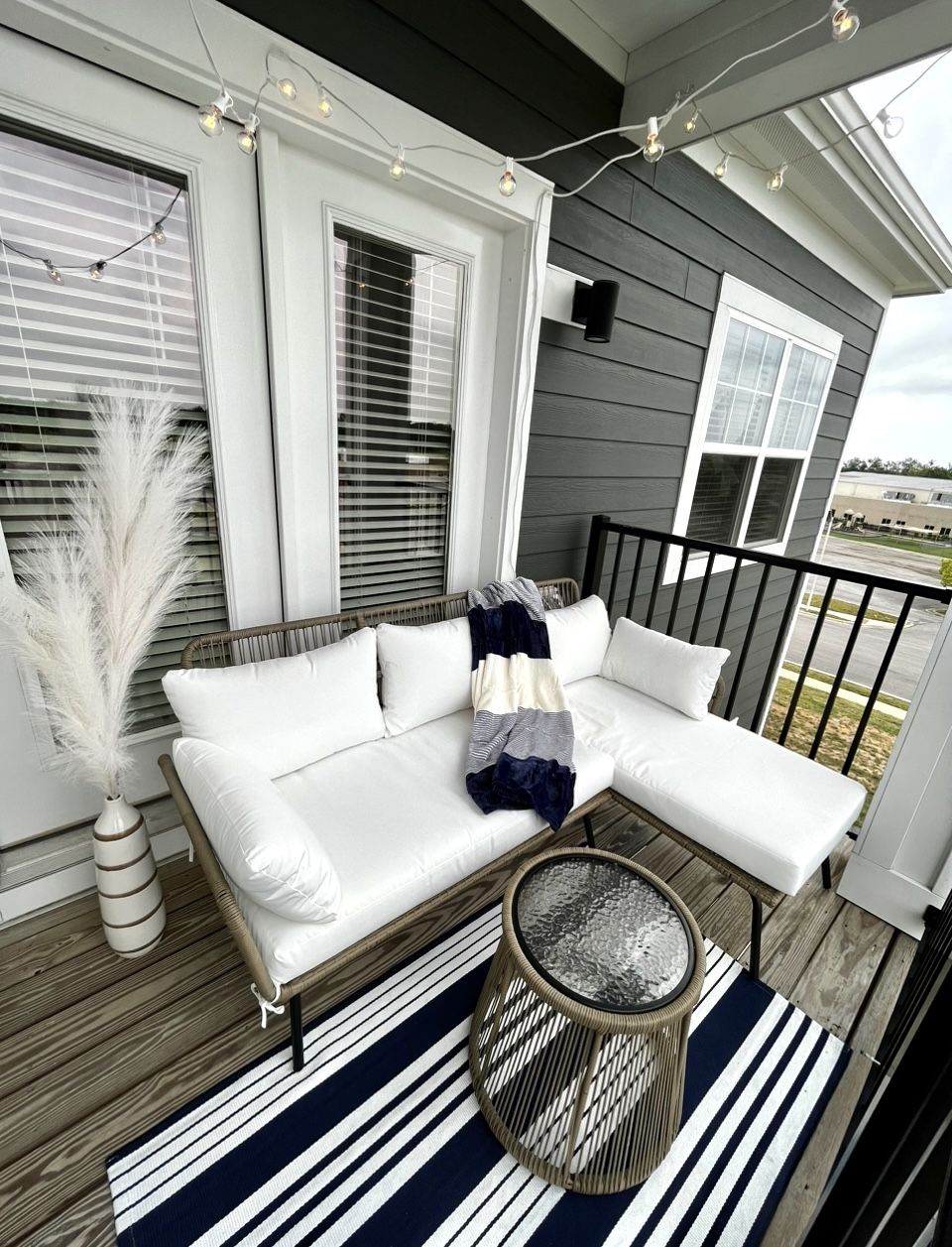 $260 - Outdoor/ Patio Furniture