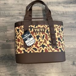 Yeti Camino Carry All 35 Tote Bag Wetland Camo