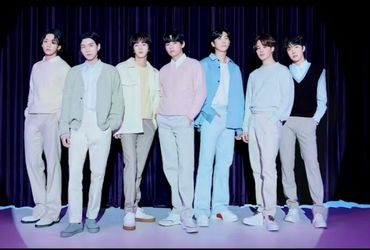 (MAY 27) SELLING THREE BTS TICKETS 118 ROW 23