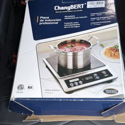 ChangBERT Portable Induction Cooktop. 