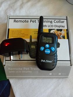 REMOTE PET TRAINING COLLAR WITH LCD DISPLAY