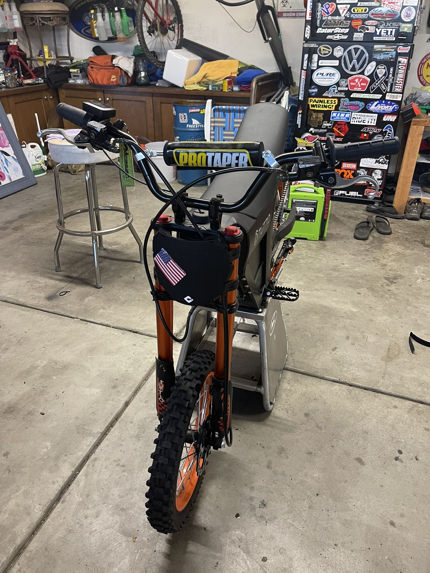 Tuttio cash and trades. PLEASE LOOK AT DESCRIPTION