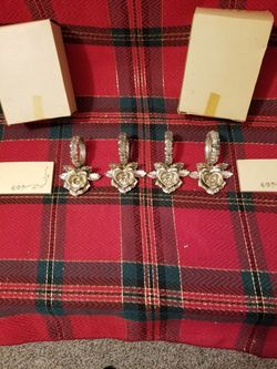 4 vintage princess house npapkin ring holders with rose pattern