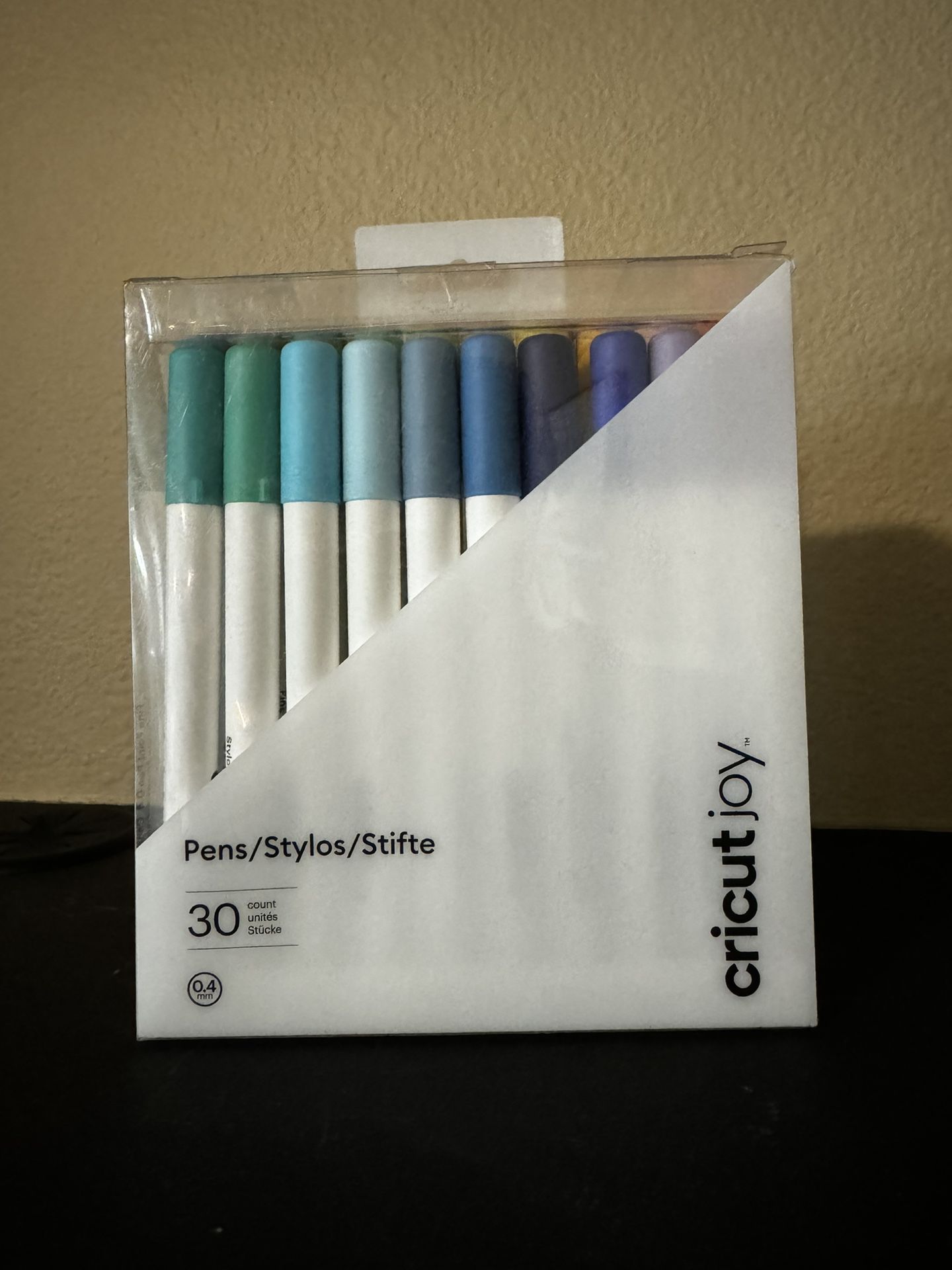  Cricut Joy Colored Markers (pens) .NIB. 30 Pens