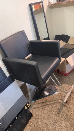 Salon Chair w/ Booster Seat