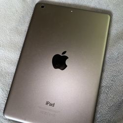 iPad mini 2 -good condition