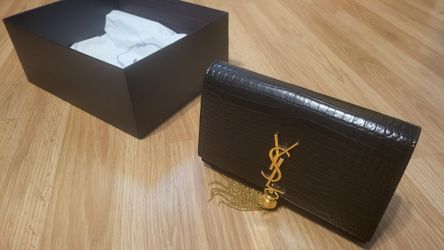 Brand New Kate Chain Wallet With Tassel In Crocodile . SAINT LAUREN , BAG , WALLET, PURSE, HANDBAG
