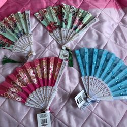 Fun Glittery Toy Fans