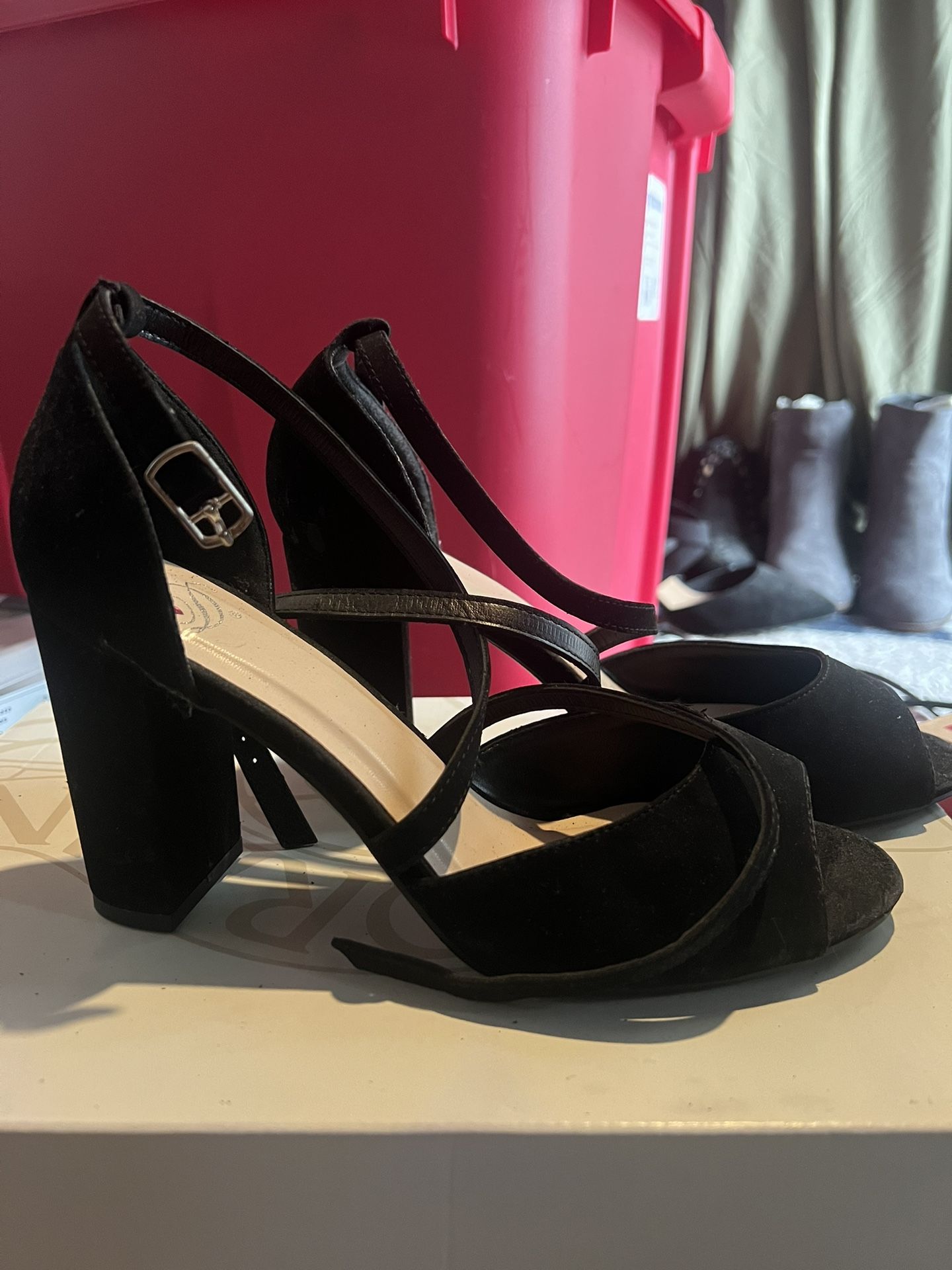 Black Suede Thick Heel Shoes