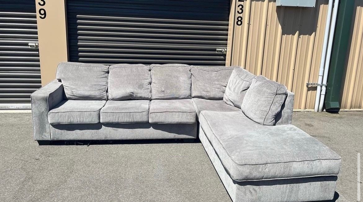Sectional Couch 