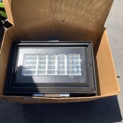 LED Wall pak W Sensor New