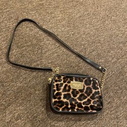 Michael Kors Hamilton Leopard Print Haircalf Small Crossbody Bag B2U