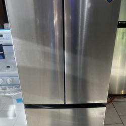 Refrigerator French Door 30” Wide in Stainless Steel