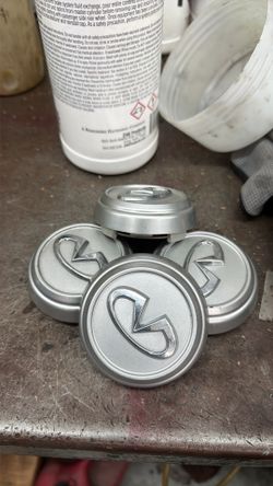 Infiniti center caps