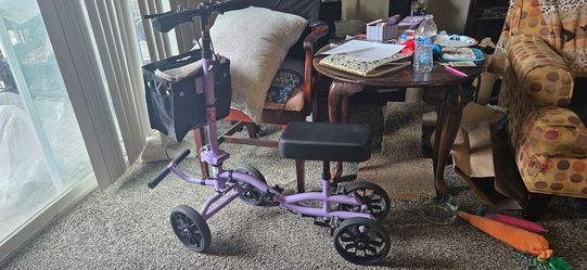 Purple knee scooter like new