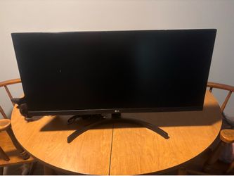 27” LG 1080p Ultrawide Gaming Monitor 144hz