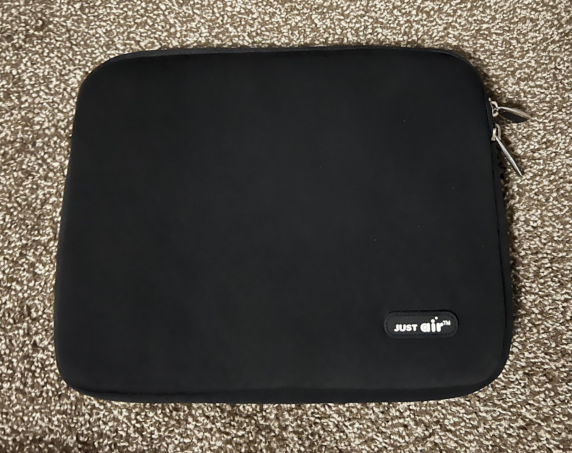 Just Air Electronics Padded Protective Case Excellent Condit ~11” x 9” iPad Tablet Notebook Laptop, Zippers Closed 