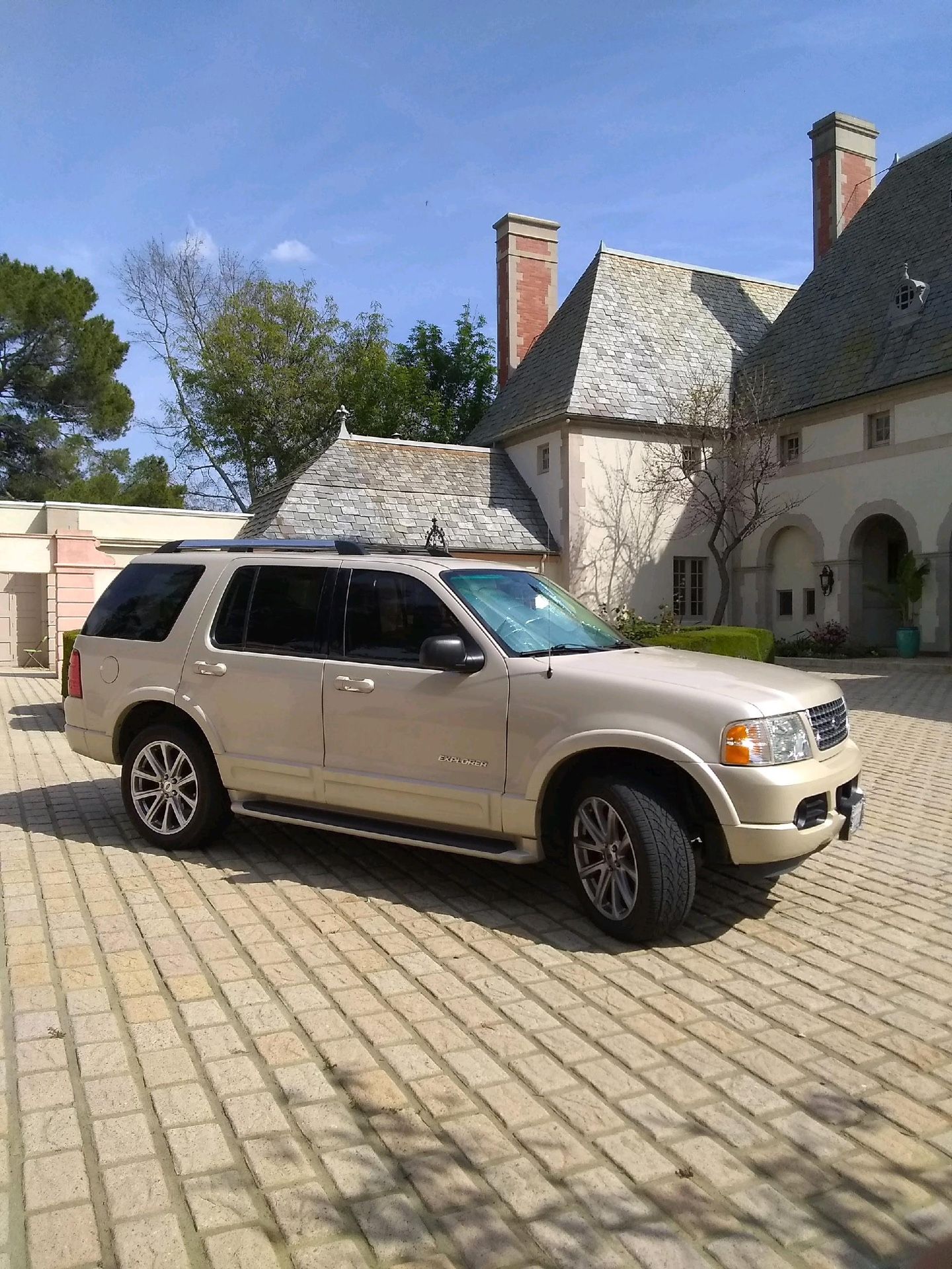 2005 Ford Explorer