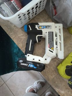 Hart staple gun