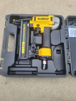 Dewalt 18 gauge stapler