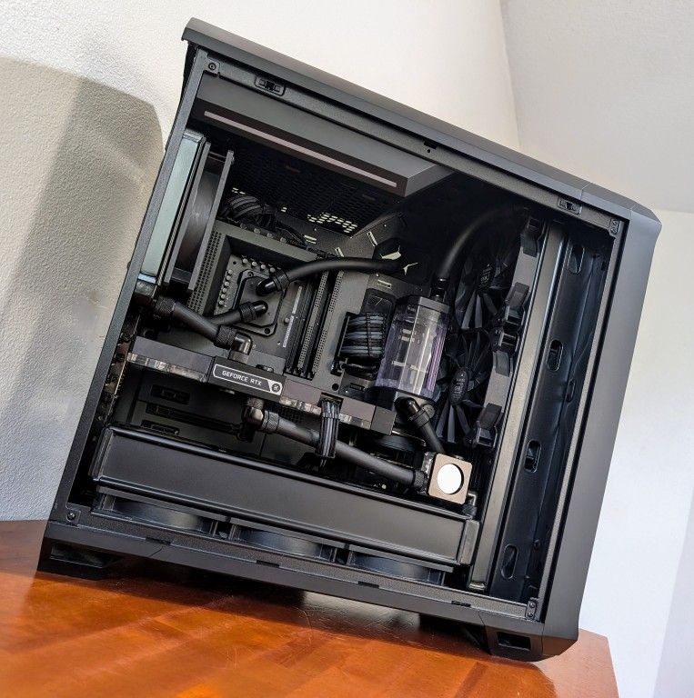 I9 14900K/RTX 4090/32GB 7200MHZ DDR5/4TB NVME/1000W Custom Water Cooled Gaming Computer Desktop PC