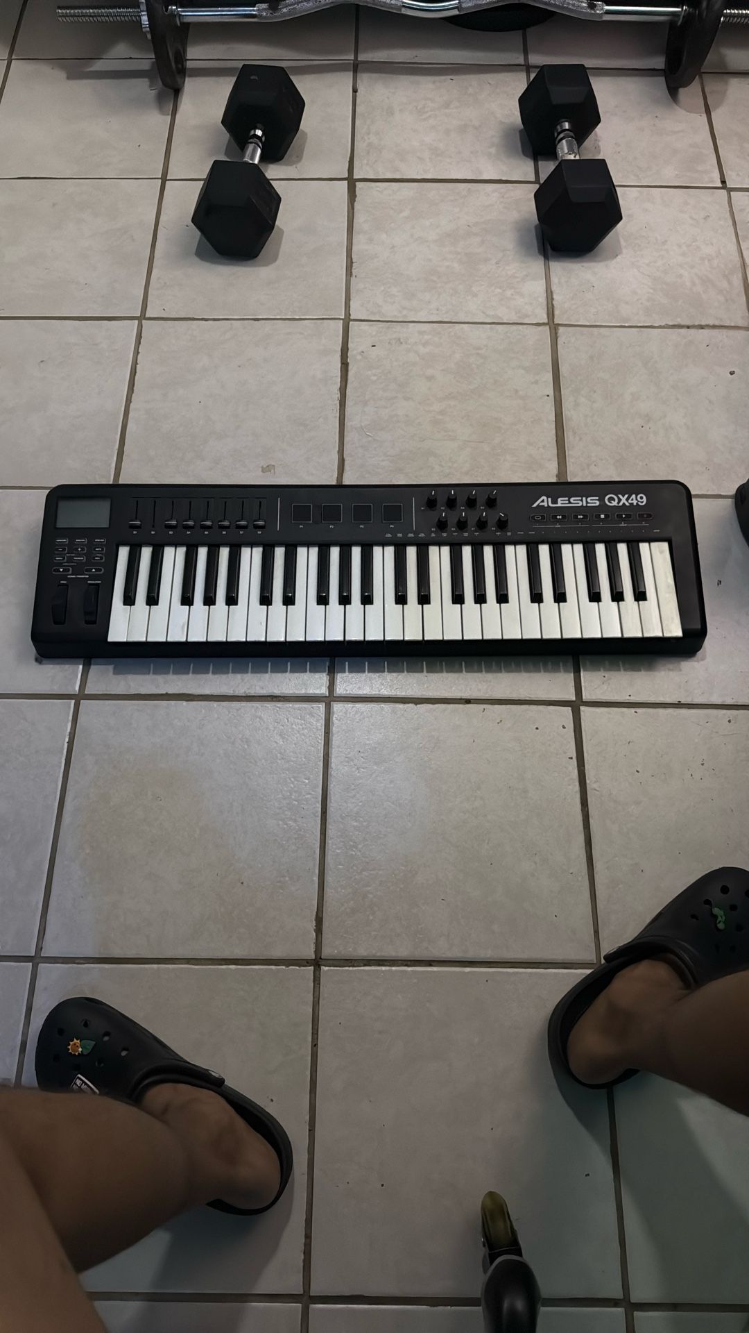 Alesis Qx49 Midi Keyboard