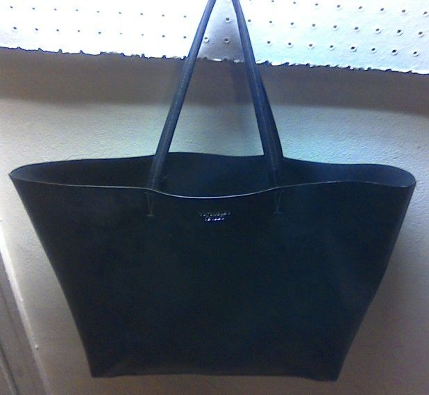 NICE VICTORIA SECRET BAG!