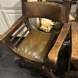 Couch And Chairs 