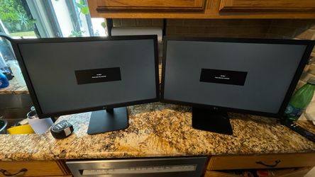 2 🖥️ 🖥️ - LG - 22” LED FHD FreeSync Monitor (HDMI) - Black