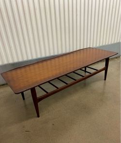 MCM 1960’s solid walnut sculpted “Artisan” surfboard coffee table by Bassett