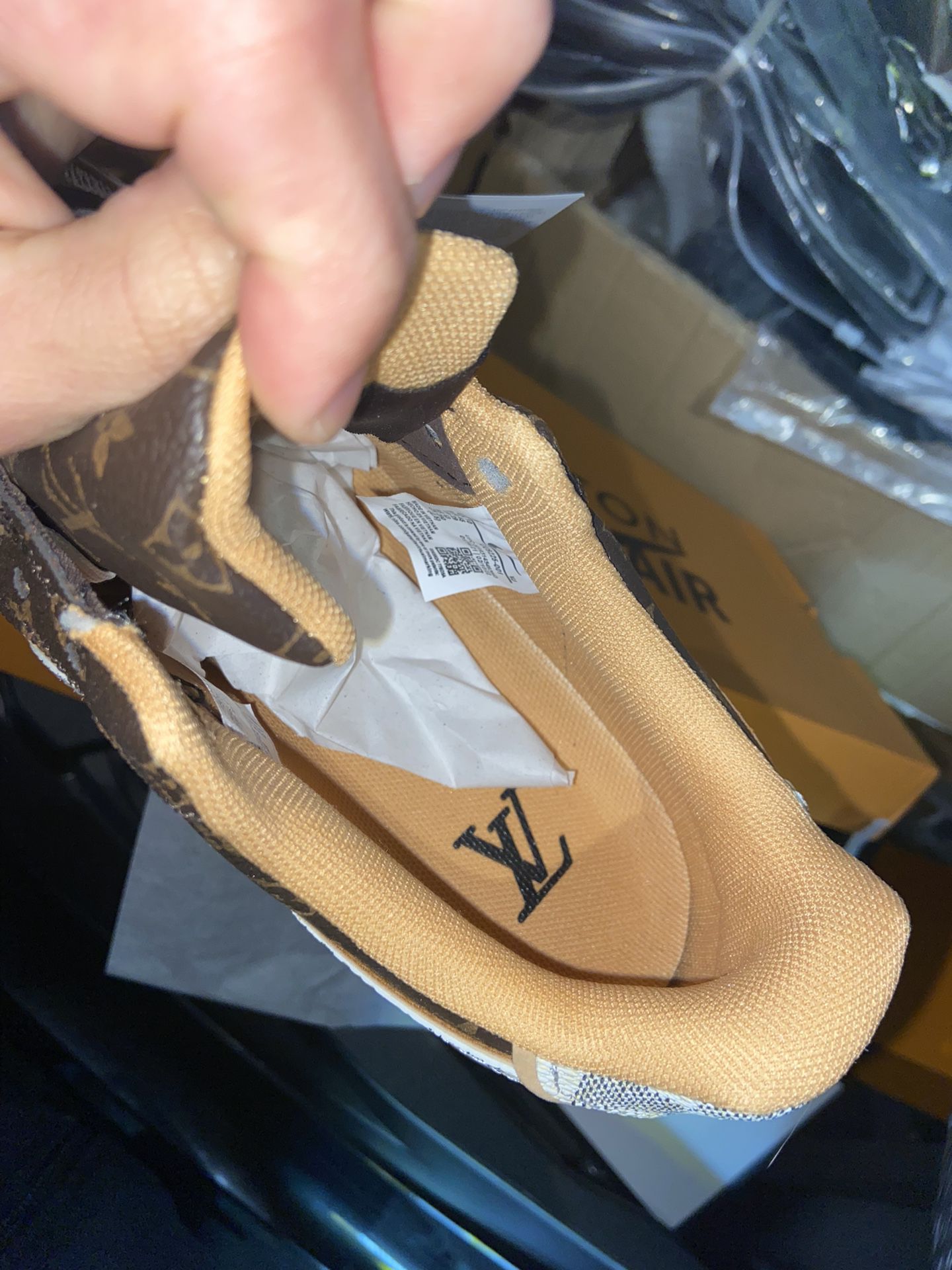 Louis Vuitton Nike Air Force One Off white, Keychain keychains for Sale in  San Pedro, CA - OfferUp
