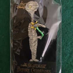 2002 Disneyland Resort Nightmare Before Christmas 13 Days Of Halloween Limited Edition Swivel Pin, #7 Mummy