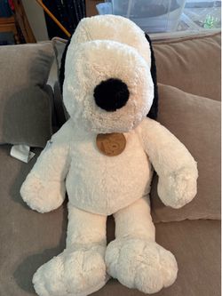 Snoopy giant plush