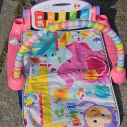 Fisher-Price
Fisher-Price Baby Mat With Kick & Play Piano