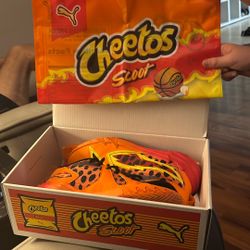 Scoot 1 Cheetos 