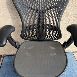 Herman Miller Mirra 1 For Parts 