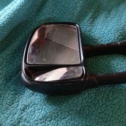 99 08 Ford F250  F350 Driver Side Rear View Mirror 