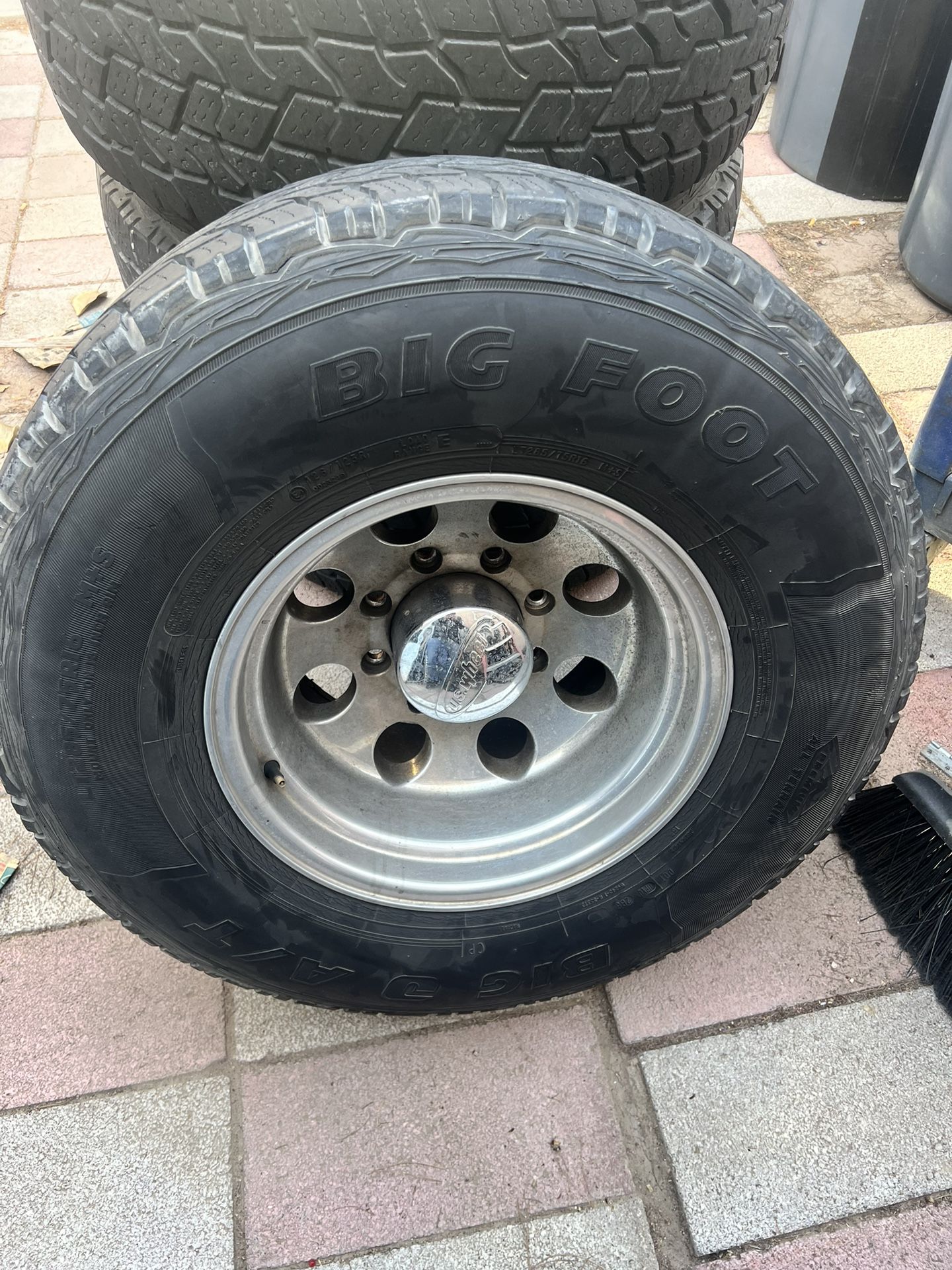 Ford 8 Lug Rims for Sale in Las Vegas, NV - OfferUp