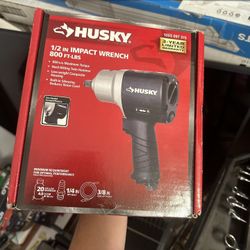 Husky 800 Ft./lbs. 1/2 in. Impact Wrench, model H4480.  