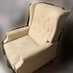 Recliner Chair $85