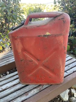 5 Gallon Jerry Can
