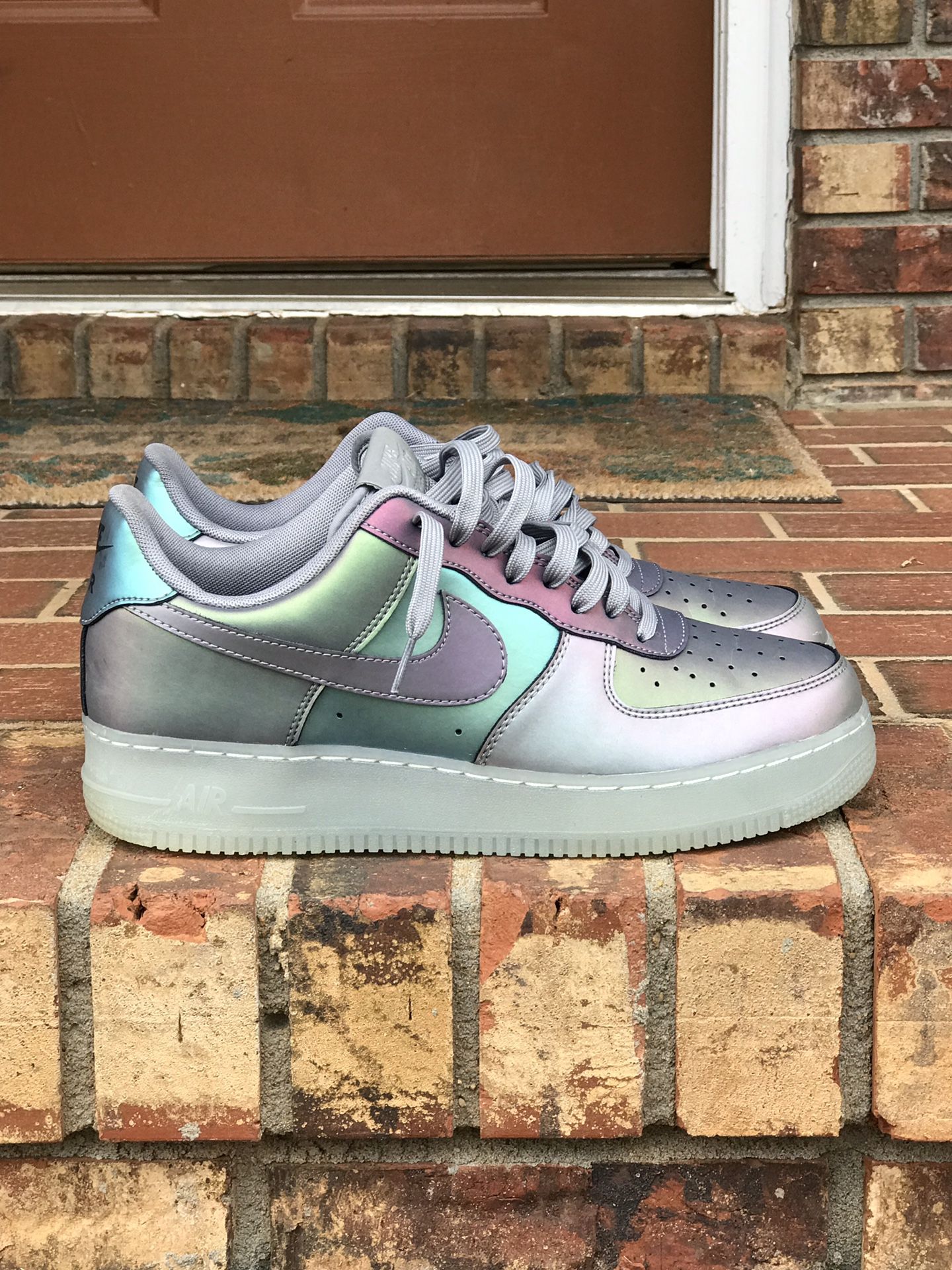 Air Force 1 Low 07 LV8 Iridescent 2017 Size 10