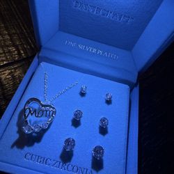 Necklace & Earring Set