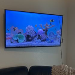 Side Table & Dresser (black) In Great Condition 