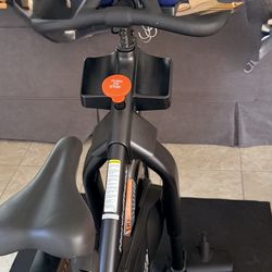 NordicTrack Commercial S22i Studio Cycle – Excellent Condition