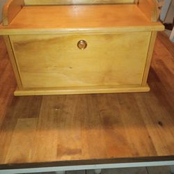 Natural Wood Bread Storage