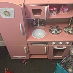 Play kitchen