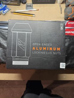 NEW Mishimoto Lug Nuts M12x1.25 Locking Set