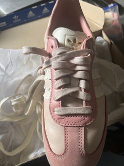 Women adidas shoes size 8